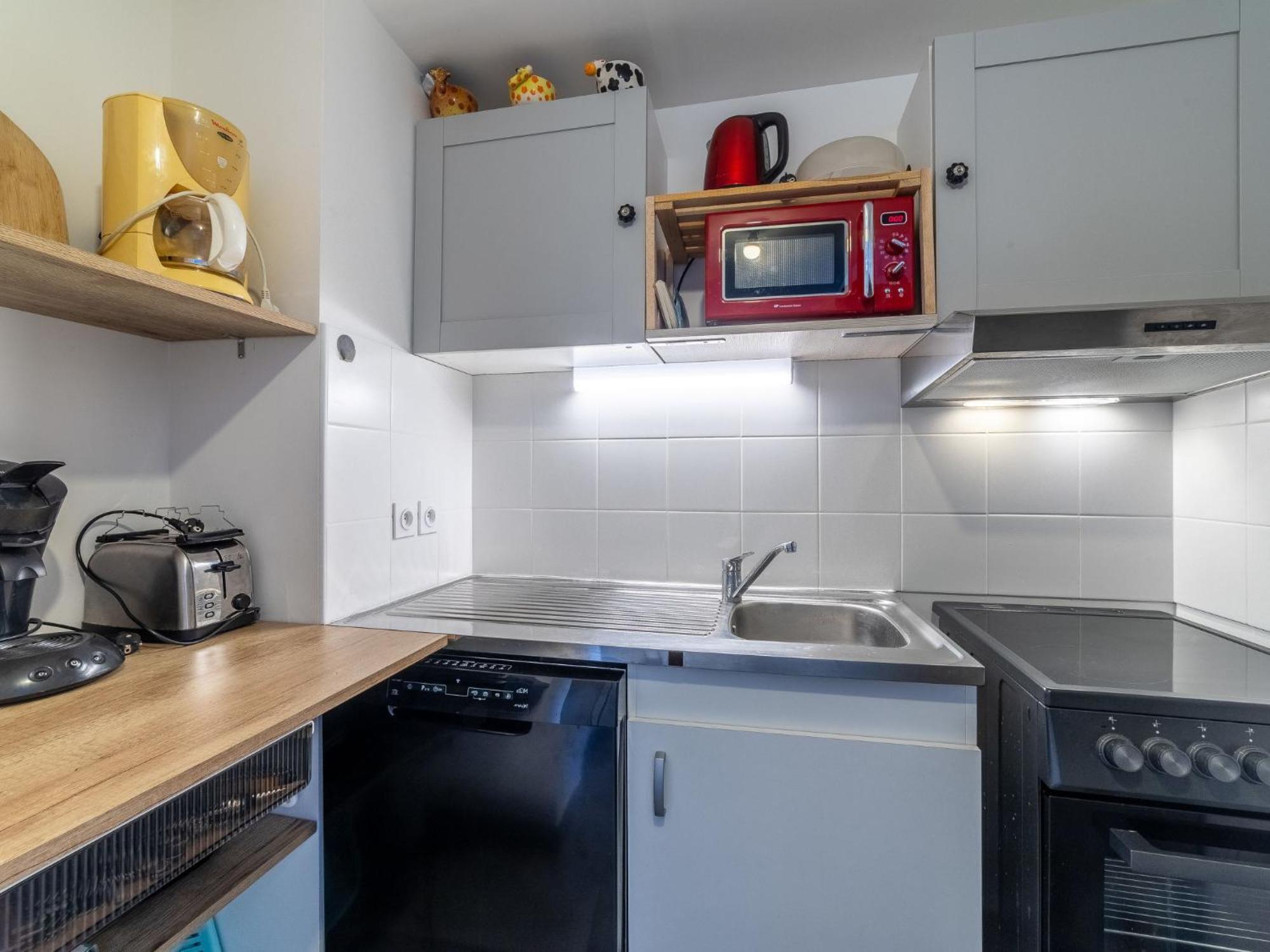 Apartment Le Jardin Du Loderi-2 By Interhome Bormes-les-Mimosas Eksteriør billede