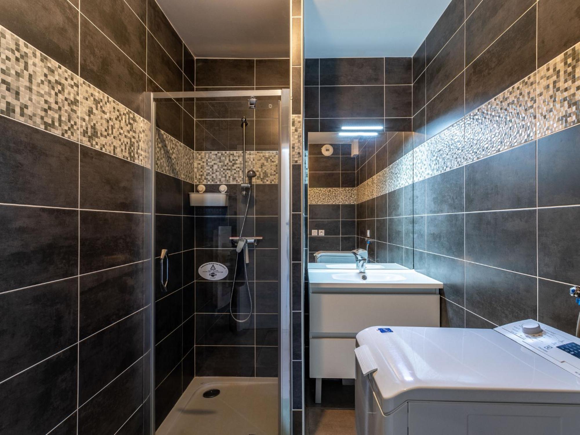 Apartment Le Jardin Du Loderi-2 By Interhome Bormes-les-Mimosas Eksteriør billede