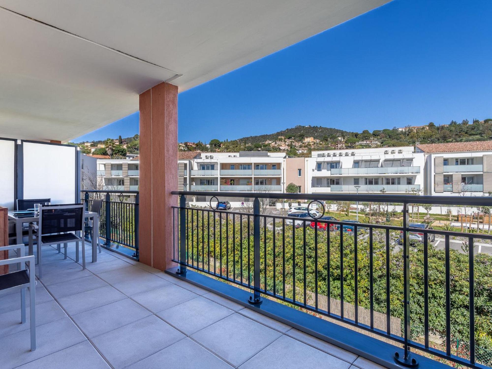 Apartment Le Jardin Du Loderi-2 By Interhome Bormes-les-Mimosas Eksteriør billede